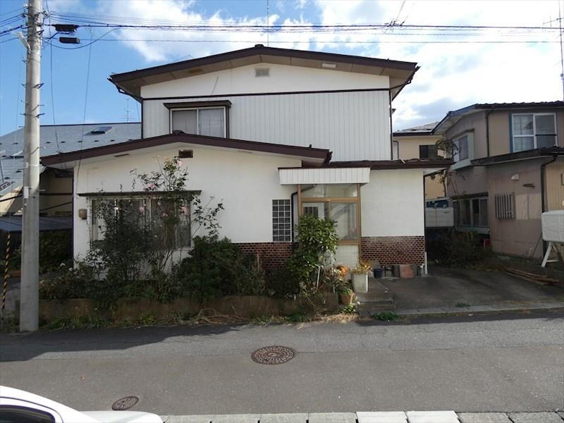 青森県八戸市根城２ 750万円