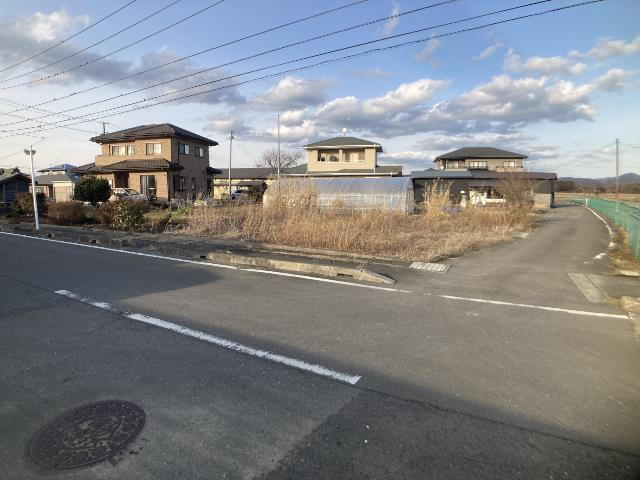 宮城県石巻市桃生町中津山字町 140万円