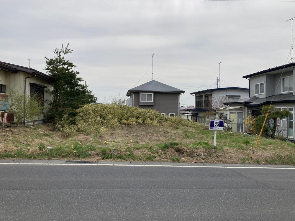 青森県八戸市白銀台６ 796万円