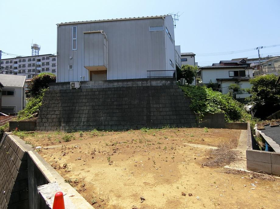 神奈川県横浜市神奈川区三ツ沢東町 3990万円