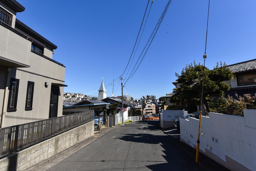 神奈川県横浜市神奈川区松ケ丘 7880万円