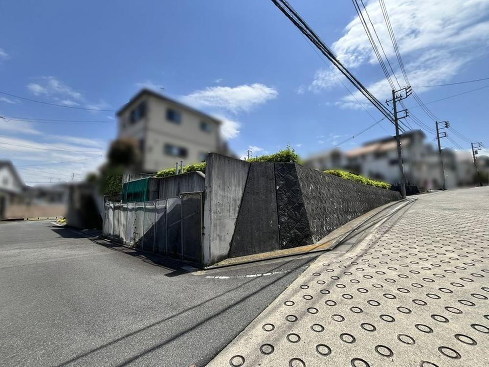 神奈川県秦野市今泉台２ 1680万円
