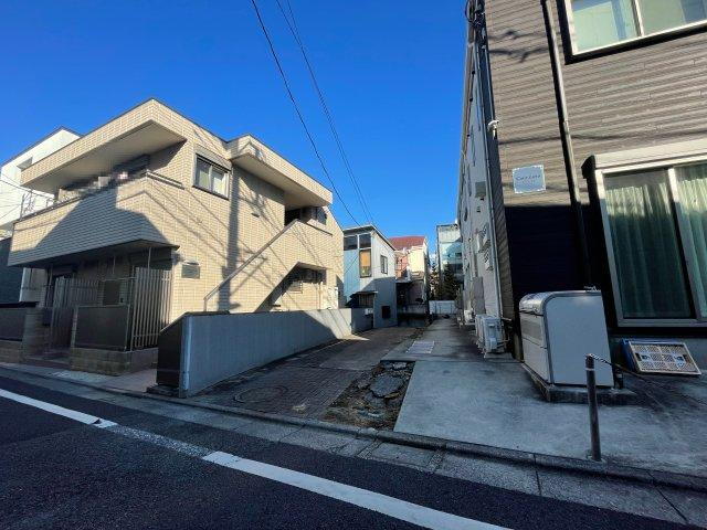東京都目黒区上目黒４ 20980万円