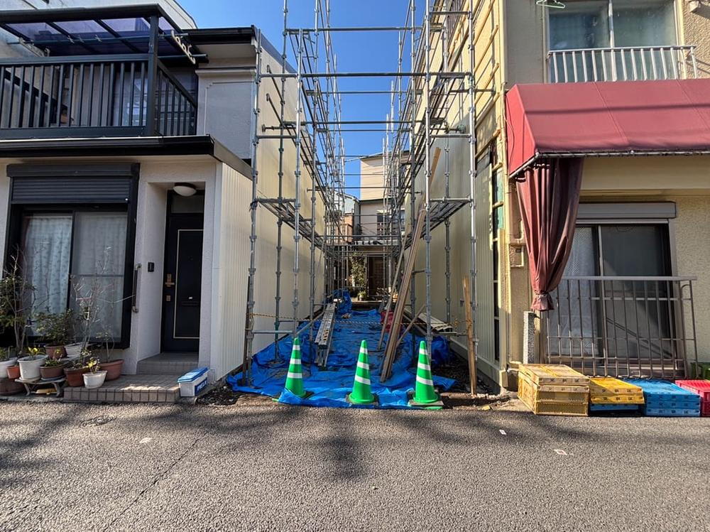 東京都文京区千駄木５ 4990万円