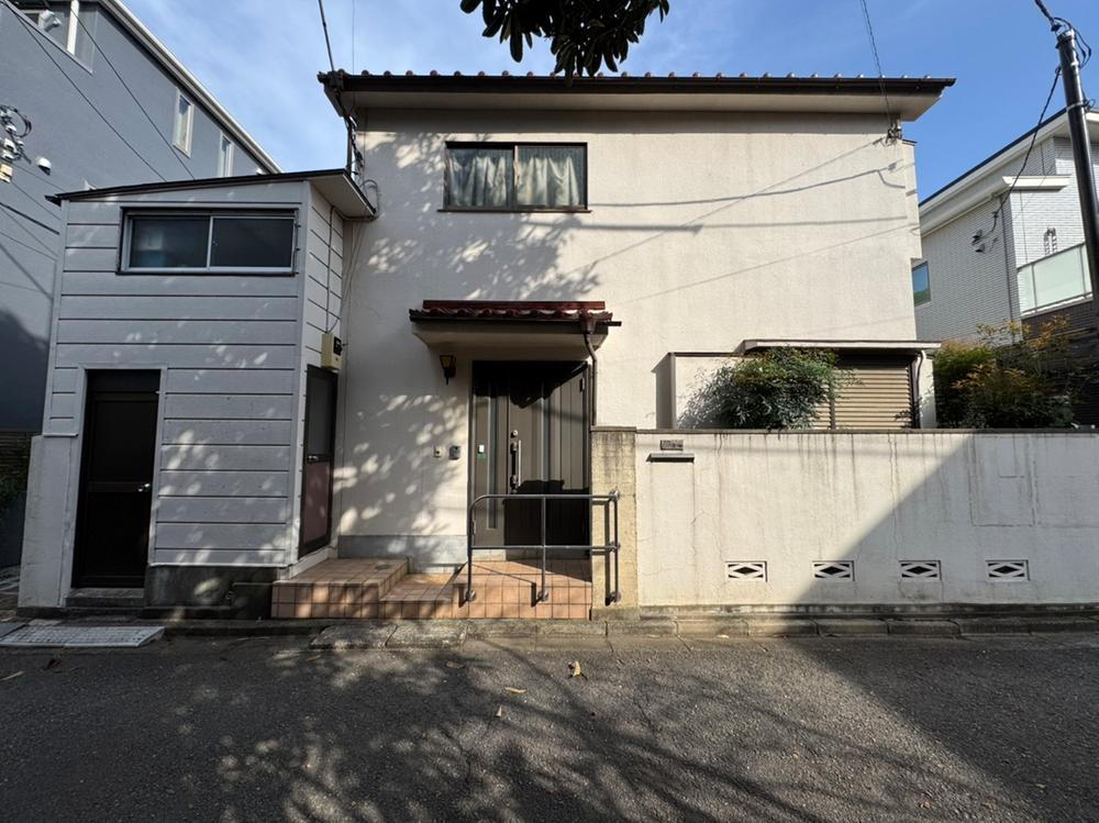東京都渋谷区西原２ 17500万円
