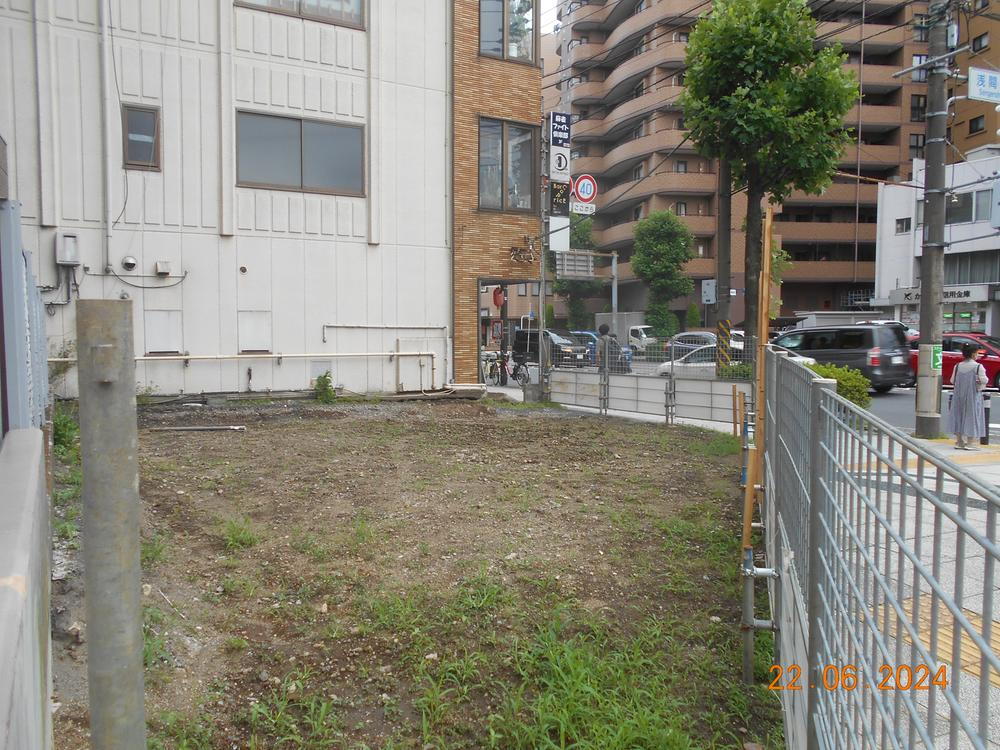 神奈川県横浜市西区浅間町１ 25800万円