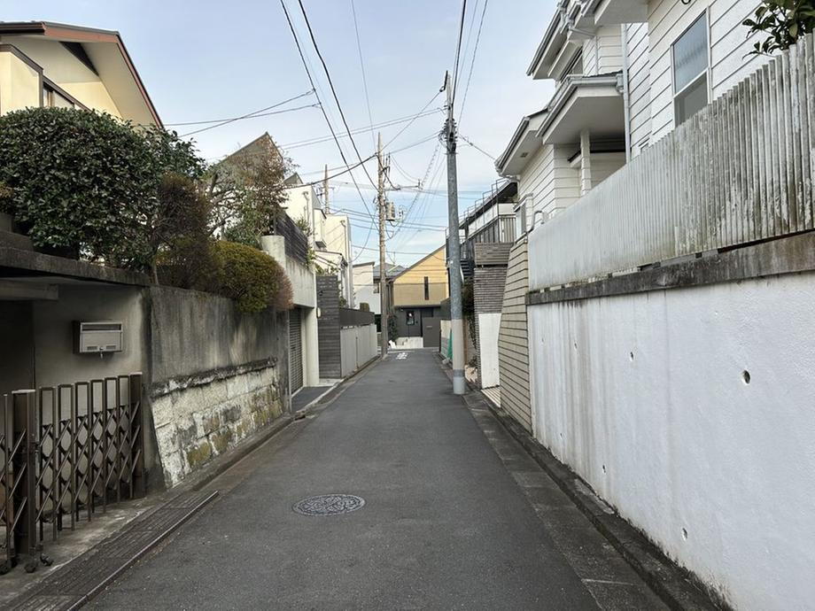 東京都世田谷区赤堤３ 12800万円