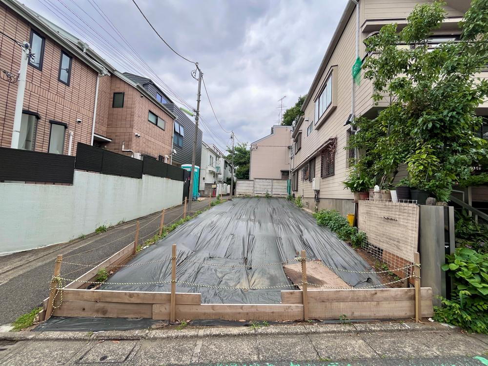 東京都世田谷区代沢２ 12000万円