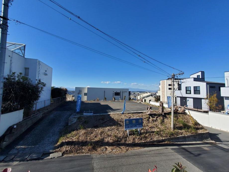神奈川県藤沢市片瀬山１ 13500万円