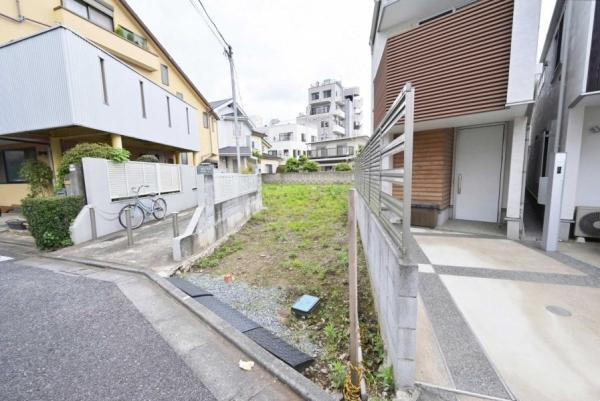 東京都世田谷区桜丘２ 13600万円