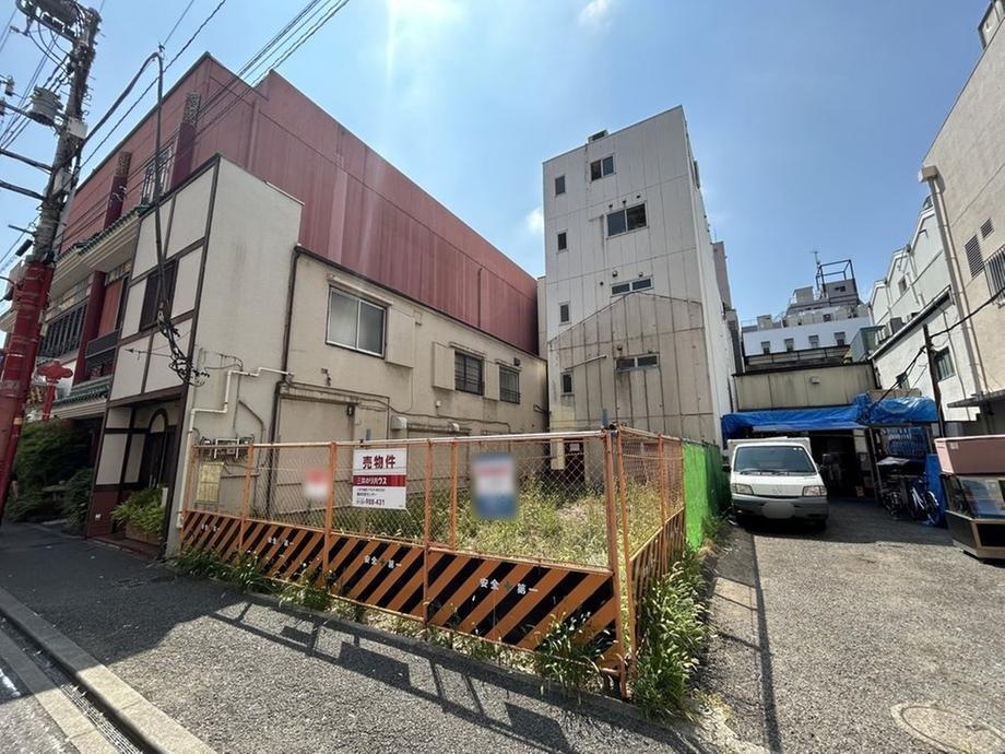 神奈川県横浜市中区山下町 19000万円