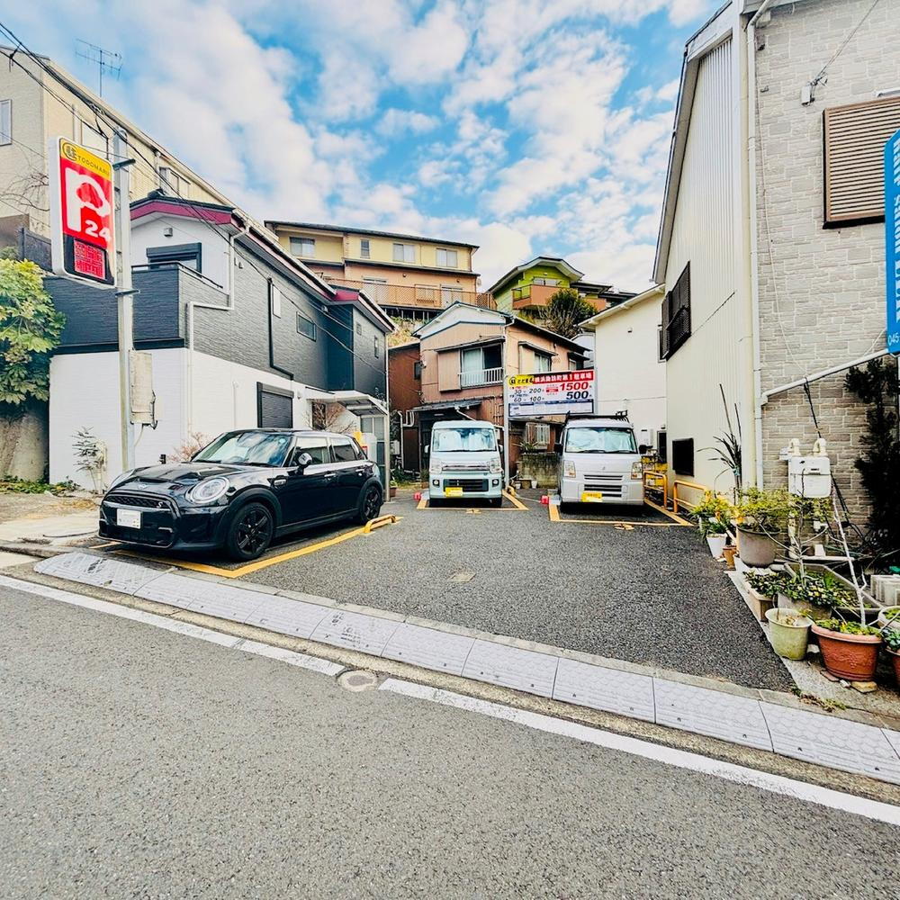 神奈川県横浜市中区諏訪町 10500万円