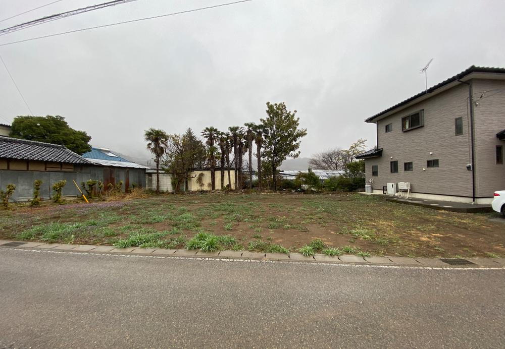 群馬県太田市藪塚町 301.8万円