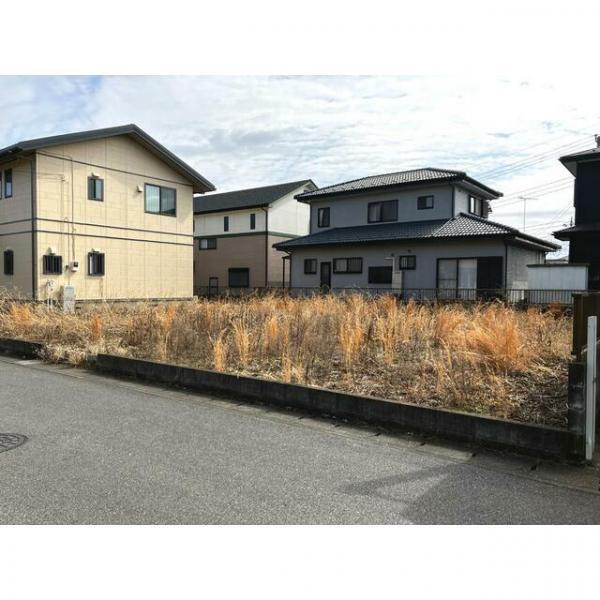 栃木県小山市美しが丘３ 1416万円