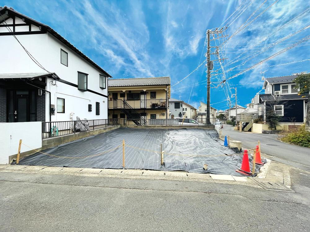 神奈川県横浜市旭区三反田町 2370万円