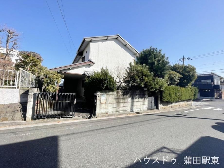 神奈川県横浜市金沢区富岡西４ 3698万円