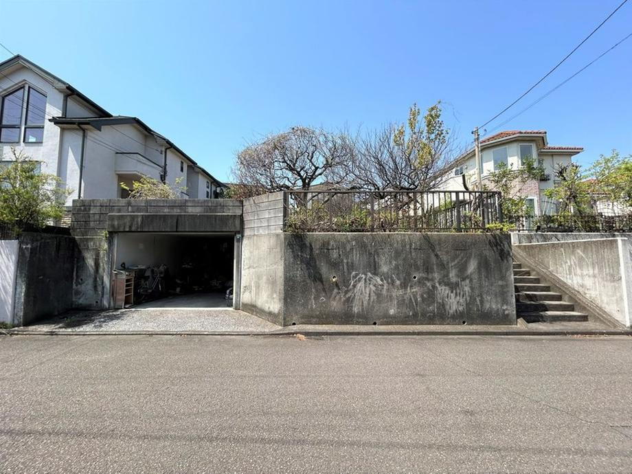 神奈川県横浜市磯子区洋光台４ 8880万円