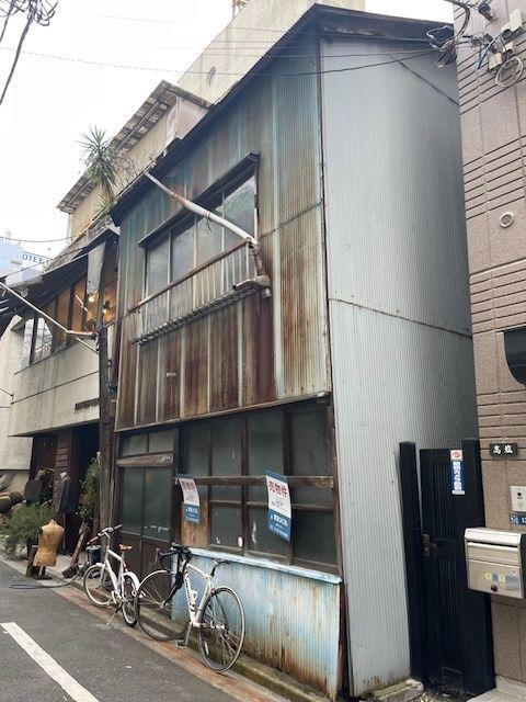 東京都台東区東上野４ 8330万円