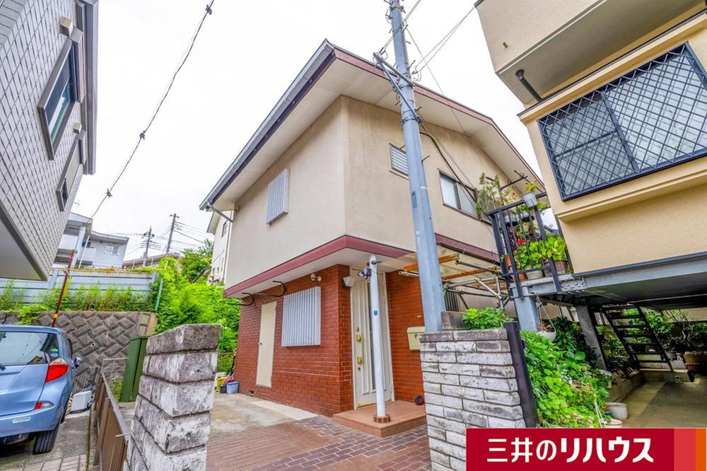 神奈川県横浜市神奈川区三ツ沢中町 3750万円