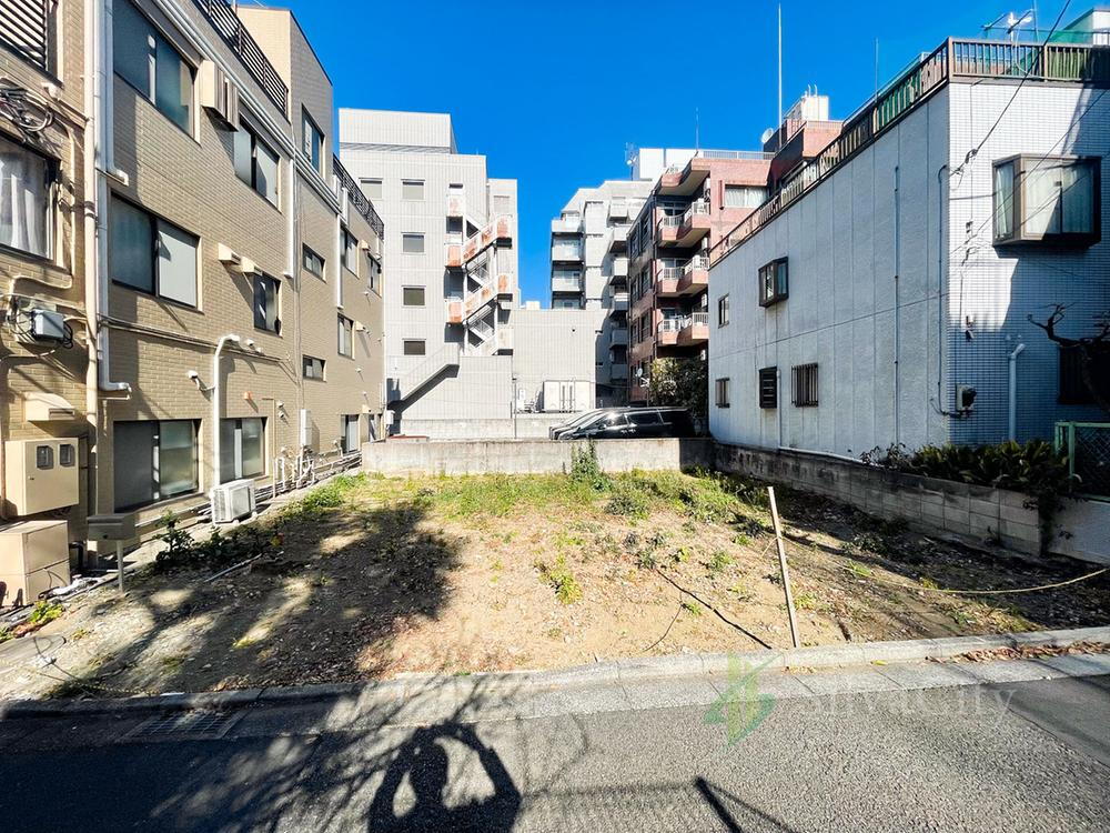 東京都港区赤坂９ 56800万円