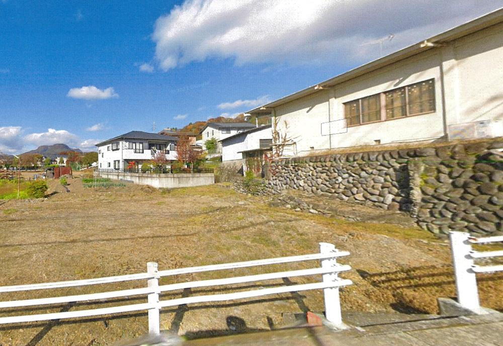 群馬県沼田市薄根町 300万円