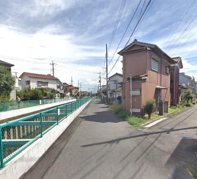 埼玉県越谷市宮本町４ 400万円