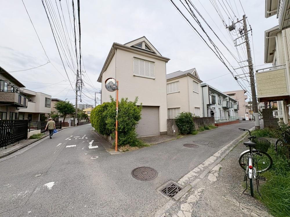 神奈川県横浜市金沢区寺前２ 4780万円