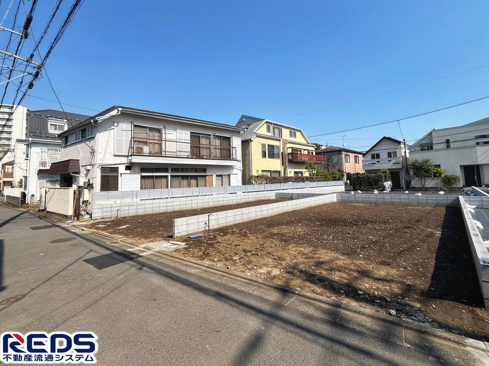 東京都目黒区上目黒５ 14520万円