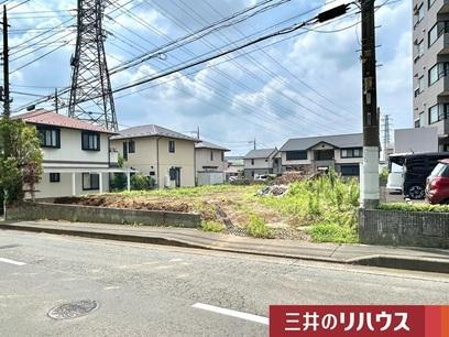 神奈川県伊勢原市高森６ 2880万円