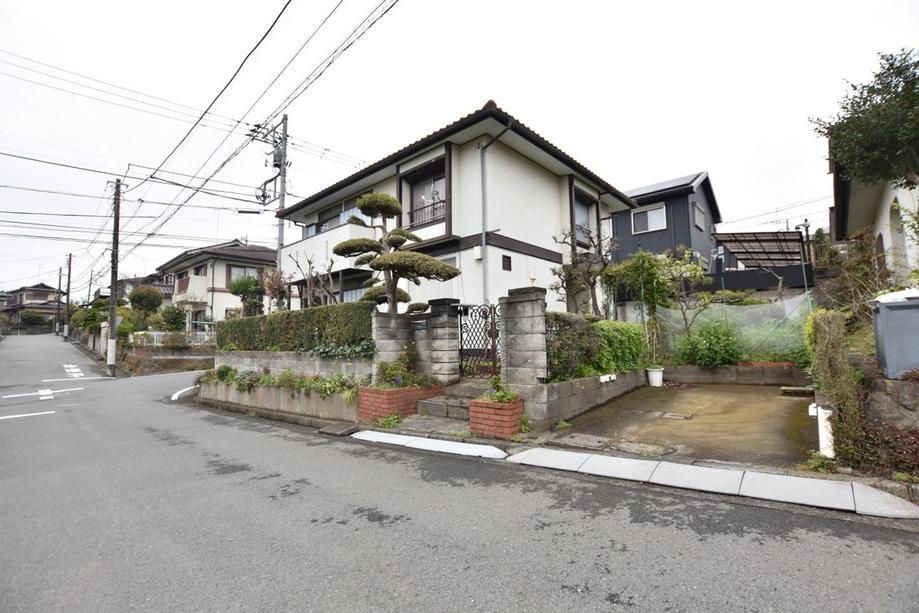 神奈川県横浜市旭区上白根３ 土地