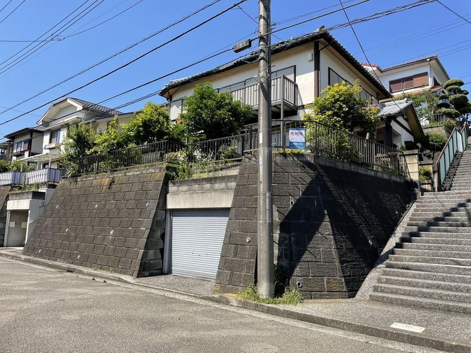 神奈川県横浜市港南区日野中央３ 4980万円