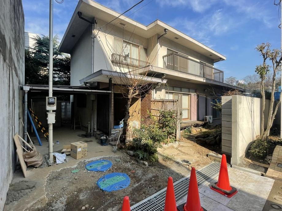 東京都品川区上大崎３ 52000万円