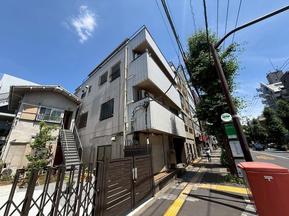 東京都文京区本駒込２ 29800万円