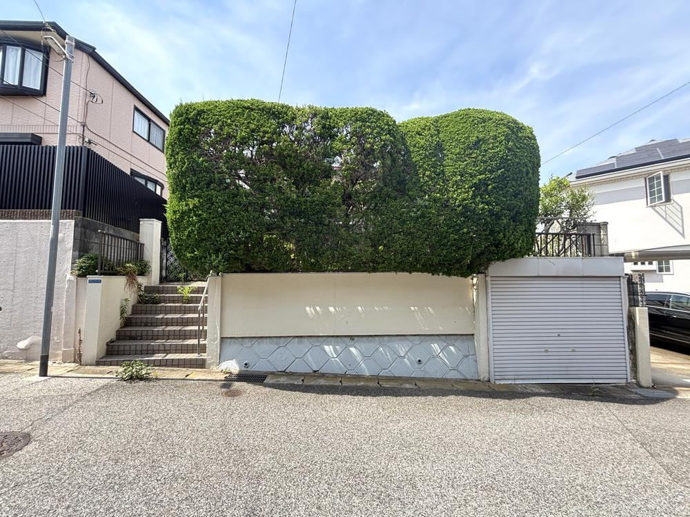 千葉県柏市亀甲台町１ 2480万円