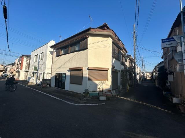 埼玉県入間市東藤沢５ 2000万円