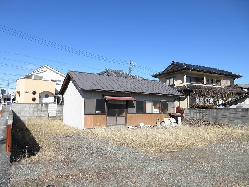 山梨県南アルプス市桃園 900万円