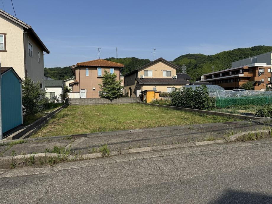 石川県金沢市南四十万２ 1680万円