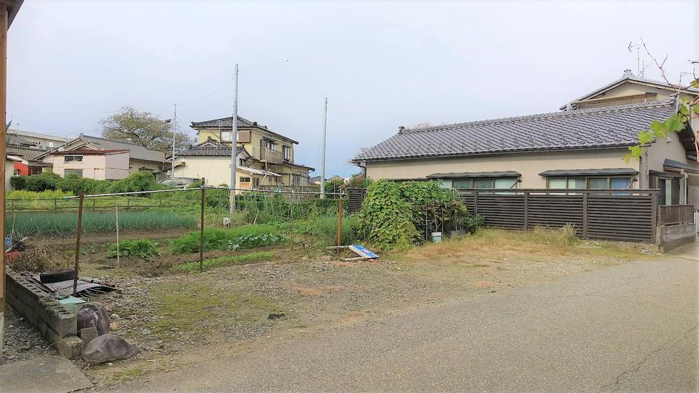 新潟県村上市学校町 620万円