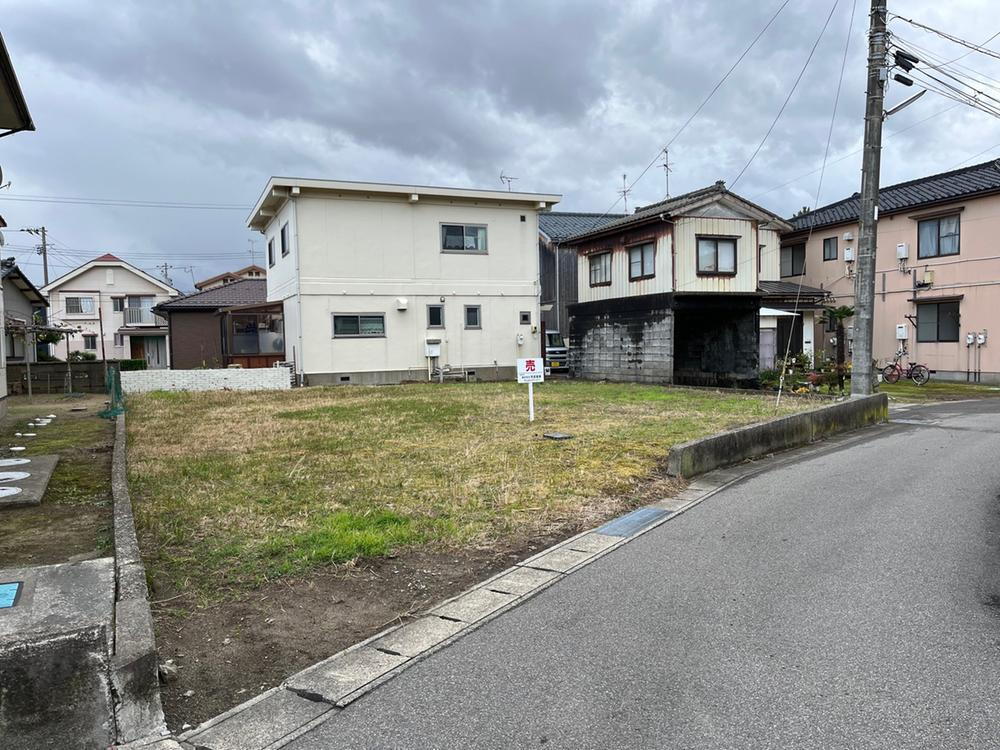 新潟県新潟市西区五十嵐２の町 500万円