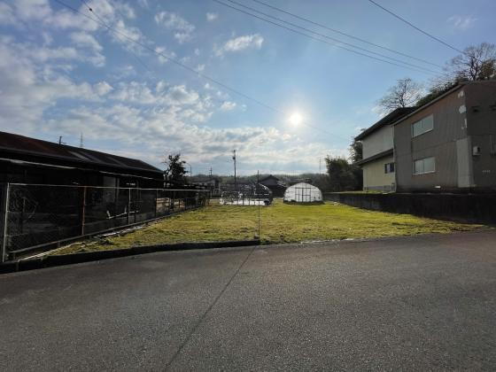 石川県小松市本江町 680万円