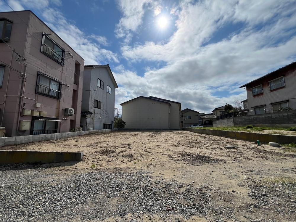 新潟県新潟市西区大学南２ 820万円