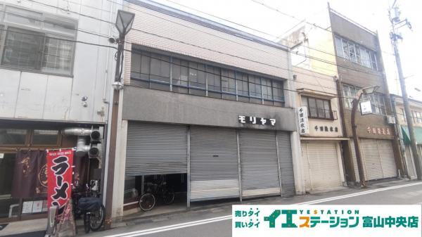 富山県富山市越前町 2970万円