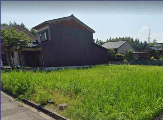 富山県射水市庄西町２ 320.7万円