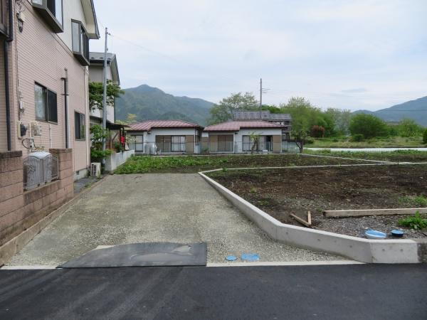 山梨県南都留郡富士河口湖町小立 1300万円