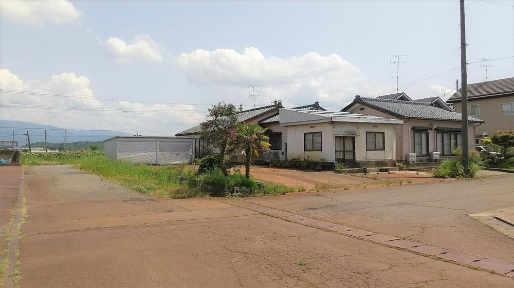 新潟県新発田市新富町３ 1152万円