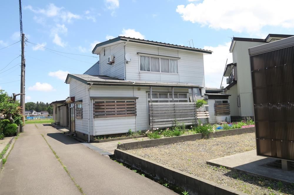 新潟県上越市大貫３ 200万円