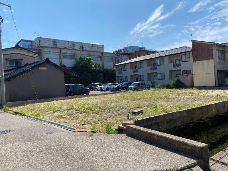 石川県金沢市大豆田本町ヌ 1422万円