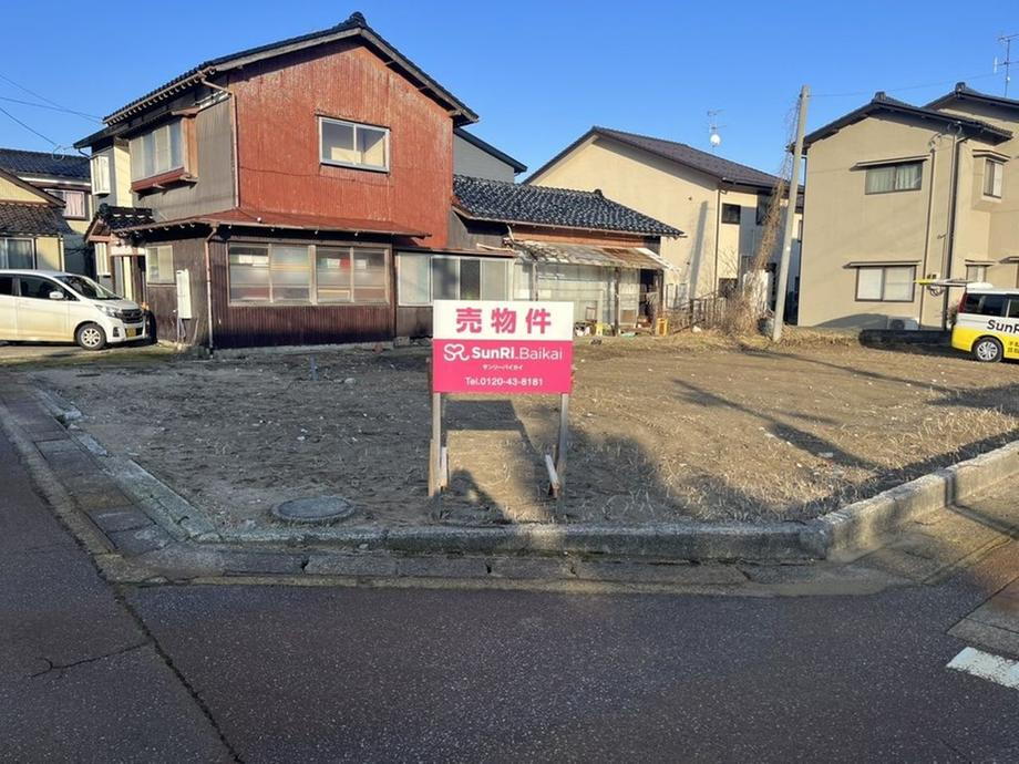 石川県河北郡内灘町字大根布５ 980万円