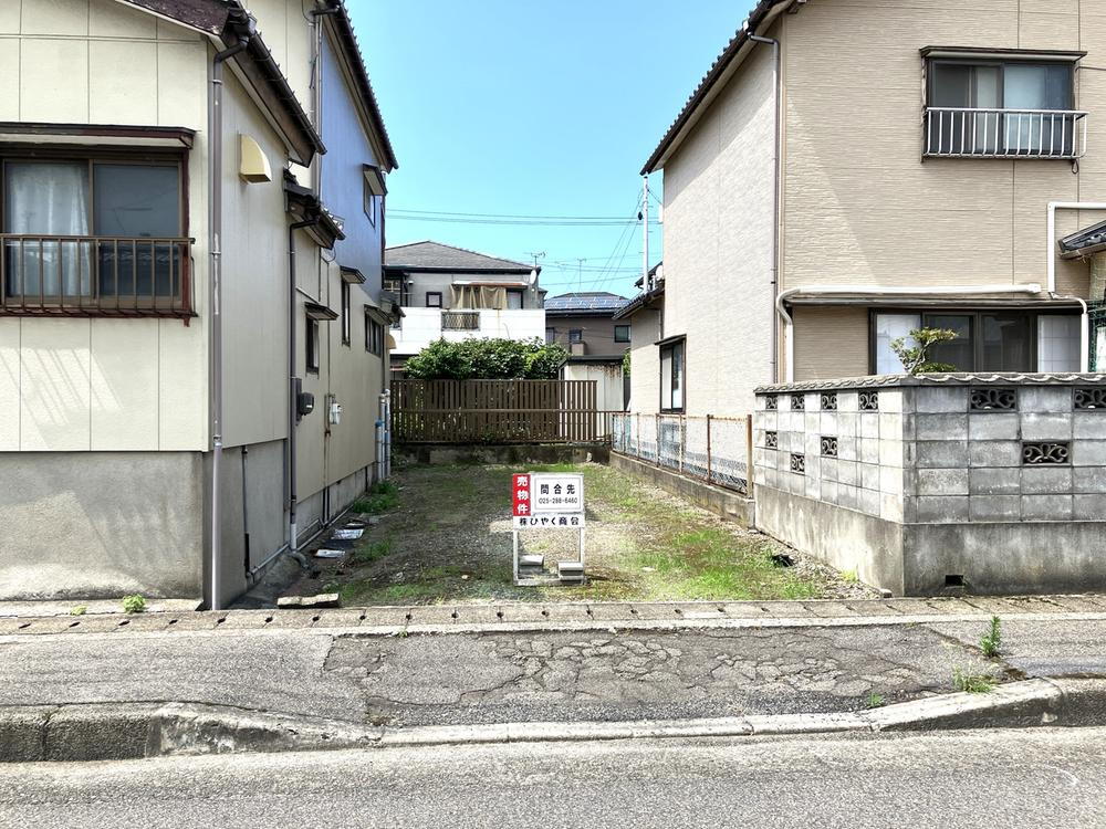 新潟県新潟市東区大山１ 360万円