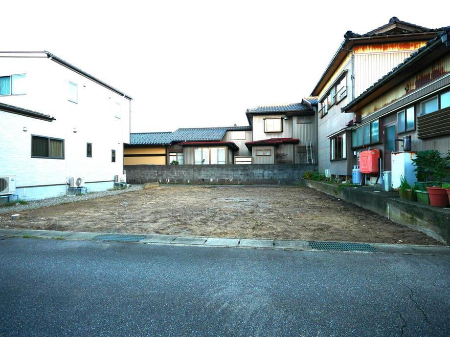 富山県射水市小林 450万円